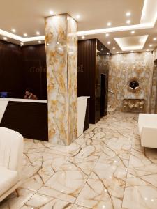 Golden Hotel