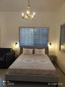 צימר השושנים - Кацрин