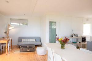 Serene Hide-Away with ocean views.