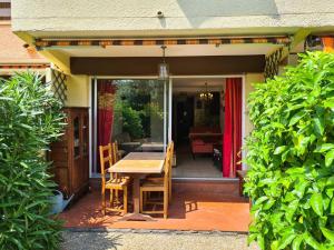Appartement T2 avec terrasse, jardinet, piscine et parking privé - Argelès-sur-Mer - FR-1-388-57