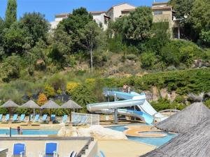 Maison Duplex 3P 6 Pers avec Piscines, Terrasses, Parking et Animaux Admis - Salavas - FR-1-382-16