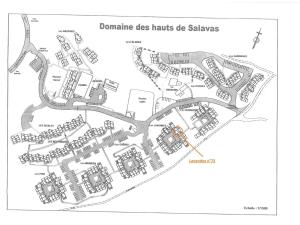 Maisons de vacances Maison Duplex 3P 6 Pers avec Piscines, Terrasses, Parking et Animaux Admis - Salavas - FR-1-382-16 : Maison de Vacances (6 Adultes)