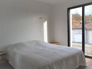 Villa climatisée 3 chambres avec piscine privée, proche centre-ville de Ruoms - FR-1-382-96