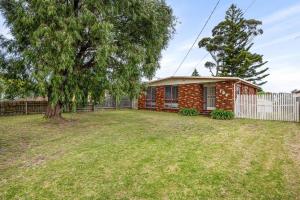 Lugano, Tootgarook - with linen