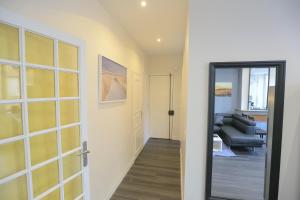 Appartements Le 34 Malon, T5 hypercentre chic et cosy, wifi, netflix par SOVALFI : photos des chambres