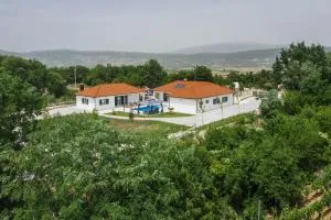 Family friendly house with a swimming pool Grubine, Zagora - 20296 - Šumet