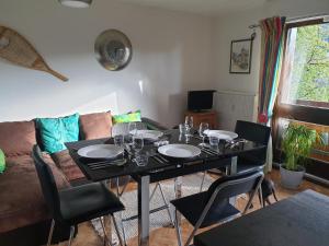 Studio lumineux pour 4 pers, animaux admis, wifi inclus, au centre de Samoëns - FR-1-629-120