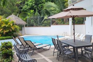 Villa Martha Garza Blanca - Heated Pool, Chef & Full Staff Included