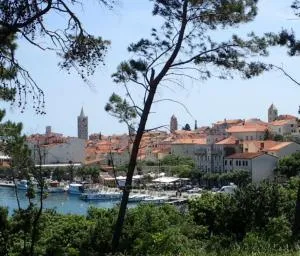 Lovely Meta apartments - Rab (Arbe)