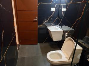 Fortkochi Beach Inn