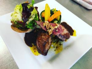 B&B / Chambres d'hotes Hotellerie de l'Abbaye Saint Amand : photos des chambres