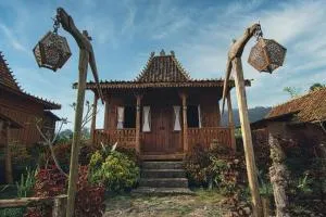 Singgasana Villa & Resto - Bedakah