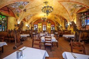 Pytloun Old Armoury Hotel Prague, Stará Zbrojnice