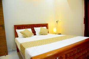 Sri Apt Homestay A1 Family-Friendly 2BHK with Kitchen