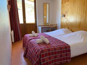 Hotels Le Nabias 1450 : Chambre Double Familiale