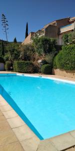"TI SABLE" Agréable studio climatisé, Jolie Vue Mer, Piscine à Cavalaire sur Mer Golfe de St-Tropez