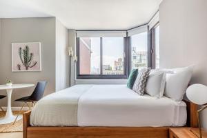 Tribeca Studio w Indoor pool Gym NYC-127