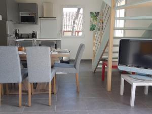 Appartements Appartement Vieux-Boucau-les-Bains, 2 pieces, 6 personnes - FR-1-239-549 : photos des chambres