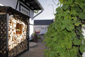 Rosige Zeiten, Ferien im Fachwerkhaus