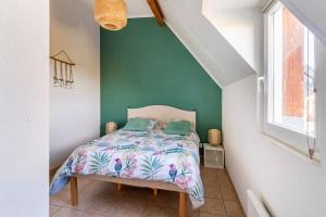 SARLAT, Apptmt T3 résidence CLIM PISCINE PARKING