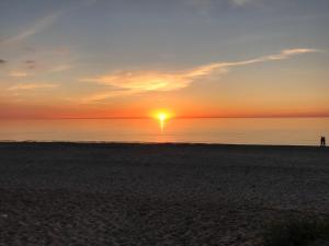 Cozy one bedroom apartment near the sea