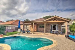 San Antonio Getaway with Pool about 18 Mi to Downtown! - Helotes