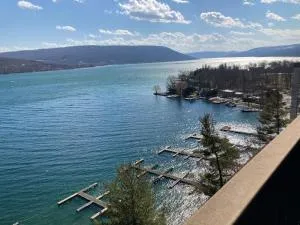 Lakeside Condo with plenty of amenities close to Bristol Mountain - permit - 2024-0018 - Honeoye
