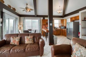 Suite E303 Mara Laguna