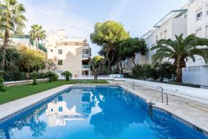 MalagaSuite Sotomar Apartment - 3hvězdičkové hotely ve městě Torremolinos