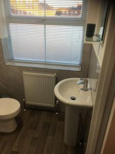 Haven House 6 bedrooms with 6 exclusive bathrooms and with lots of parking