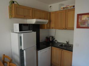Appartement 2 pièces cabine, 6 personnes, piscine, parking, WiFi - FR-1-636-13