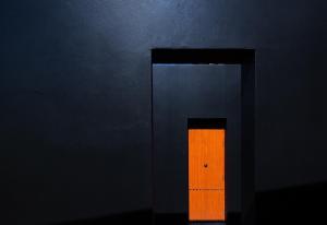 Hotel Ping Silhouette