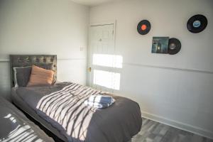 BV Classic 2 Bedroom At Leeds Road Huddersfield Perfect For Contractors