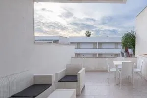 Appartamento a 150 m dal mare climatizzato con bellissimo patio esterno - SantʼAntonio