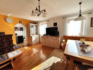 House Pucnk-beautiful countryside 