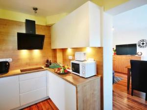 Comfortable 3-room apartment close to the sea