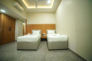 Hotel SVM GRAND Bachupally