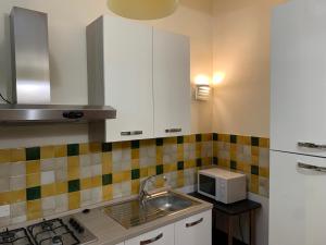 Istay - Sdrucciolo dei Pitti - Four