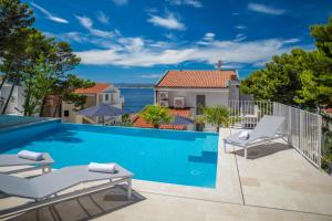 Brela - room for two