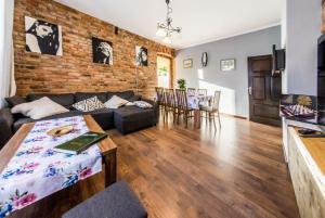 Apartamenty Izerskie - ul. Wczasowa 8