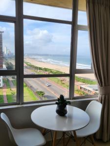 904 Tenbury Beach Apartment