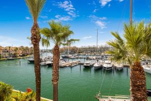 Luxury Penhouse, Sotogrande Marina - Located in an exclusive island of the Marina