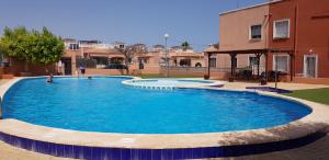 Family Apartment in La Herrada near the Pink Lake