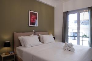 Rare 1BR APT, next to the new Goulandris Museum