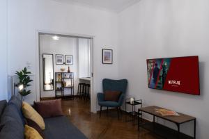 Rare 1BR APT, next to the new Goulandris Museum