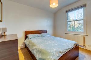 Lovely place, perfect for family and business travellers ideally located between the commons