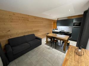 Appartements Appartement 4 pers avec balcon, sauna, parking et WiFi a Valloire - FR-1-263-87 : photos des chambres