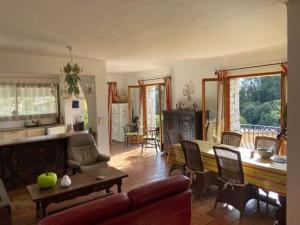 Bright apartment close to the village