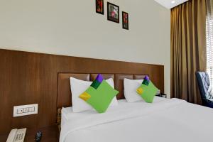 Hotel Crosswinds West