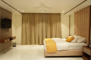 Sitara grand